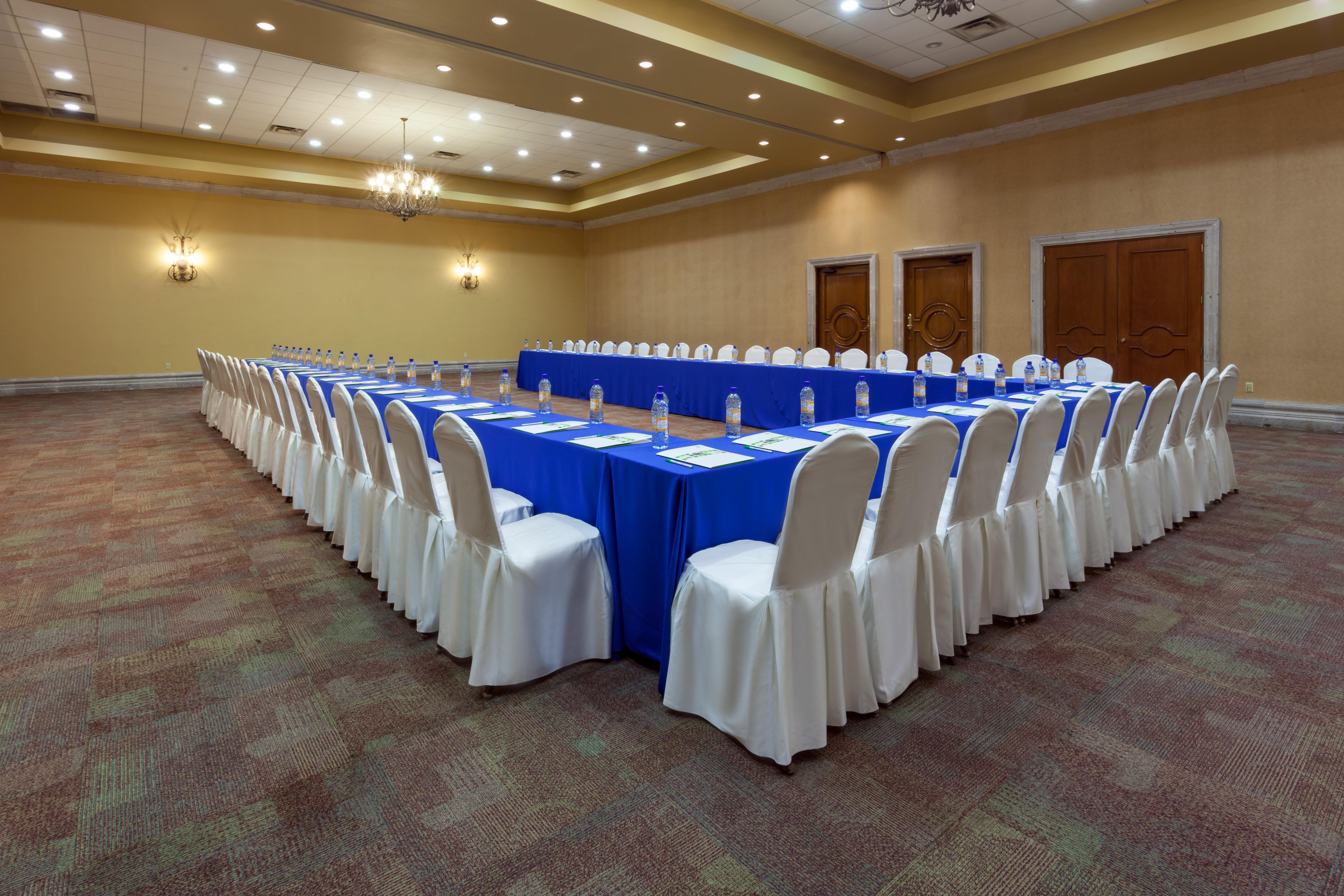 Holiday Inn Matamoros Buitenkant foto